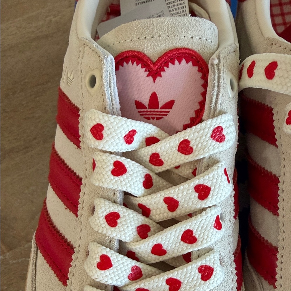 Adidas women spezial Valentine’s Day style - Picture 3 of 7